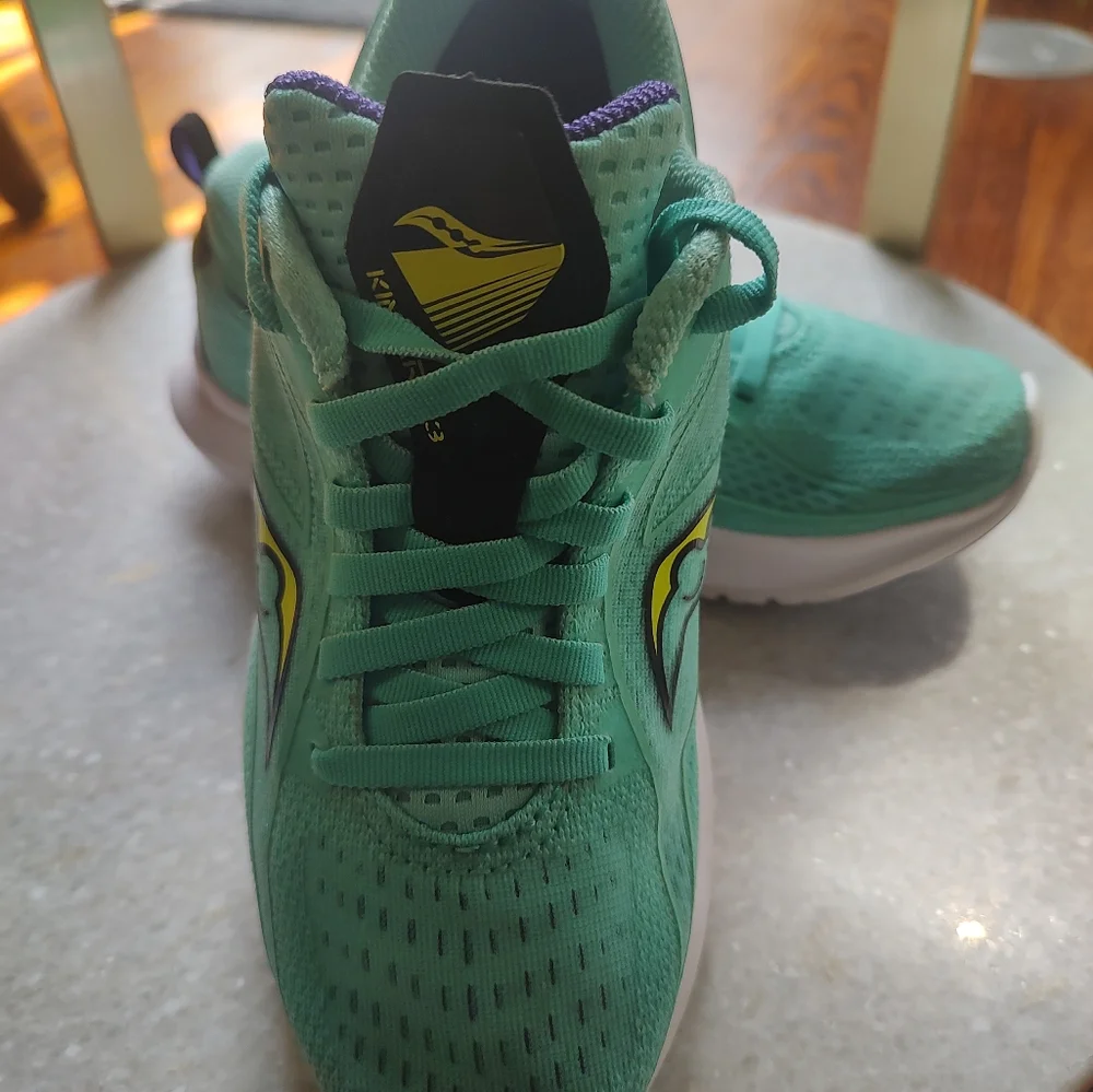 Girls/Women's Running shoes - Picture 4 of 5
